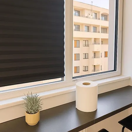 Entire In Sector 5 - 1027 *