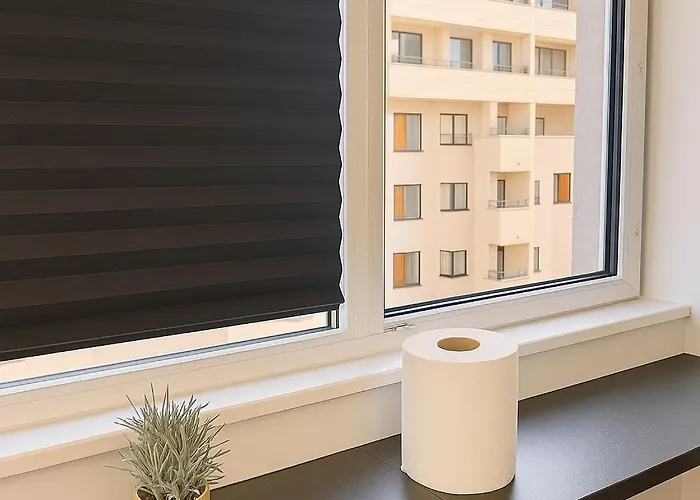 Entire In Sector 5 - 1027 *