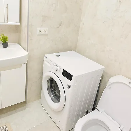 Entire In Sector 5 - 1027 Апартаменты